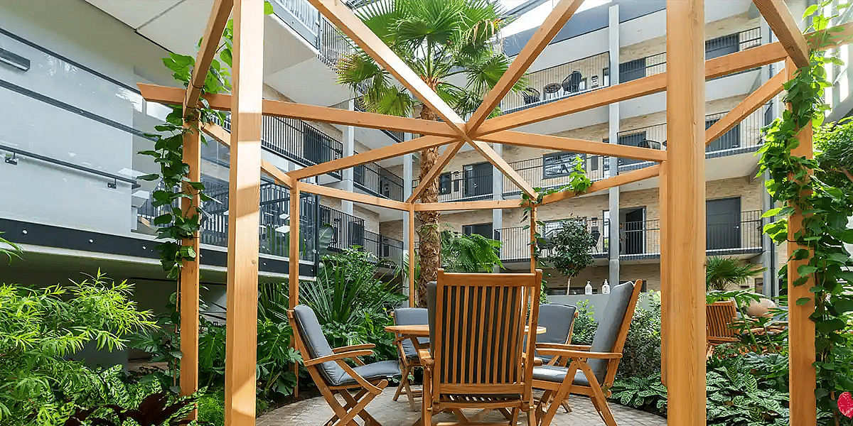 Atriumgård, pergola,